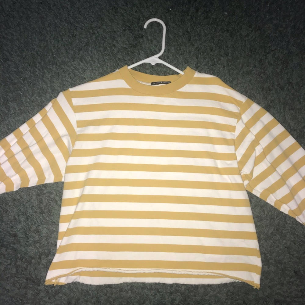 brandy melville long sleeve